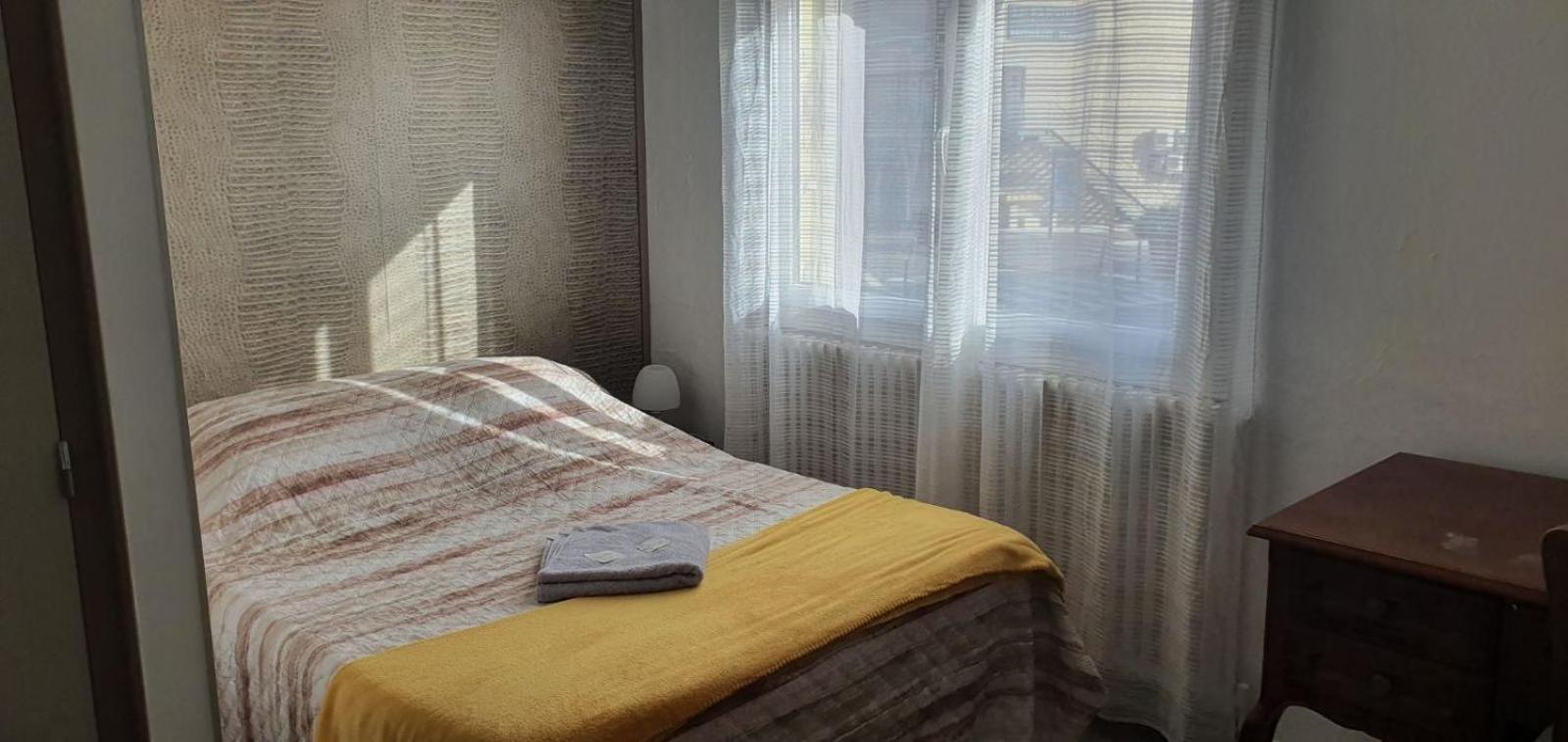 Hotel Restaurant Calypso, à 10 m de la plage Fos-sur-Mer Esterno foto
